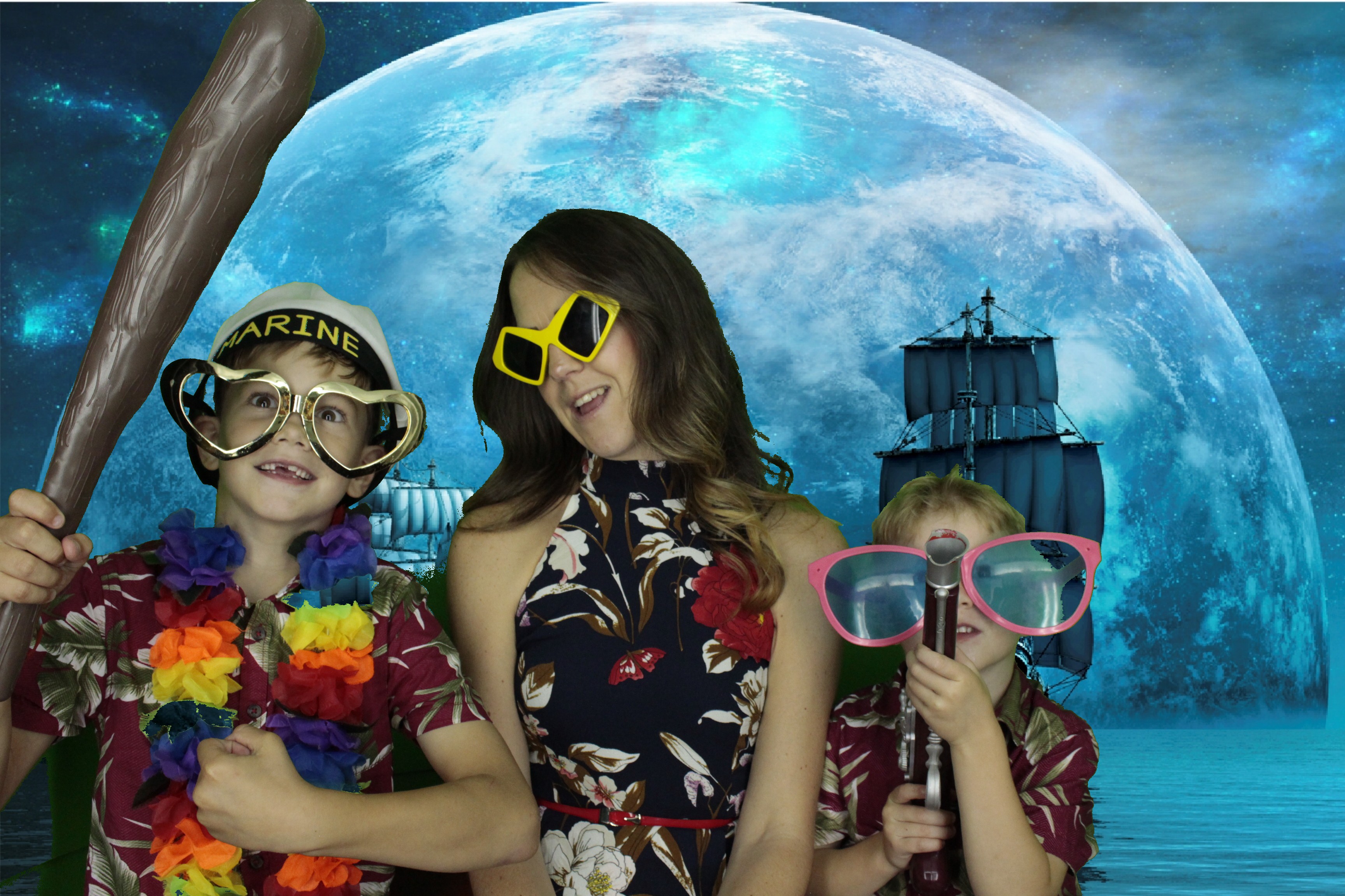 Wedding of Julia Andrews | View more photos from the event at gallery.myphotoboothexperience.co.uk/u/MyPhotoBoothExperienceLtd/Wedding-of-Julia-Andrews
